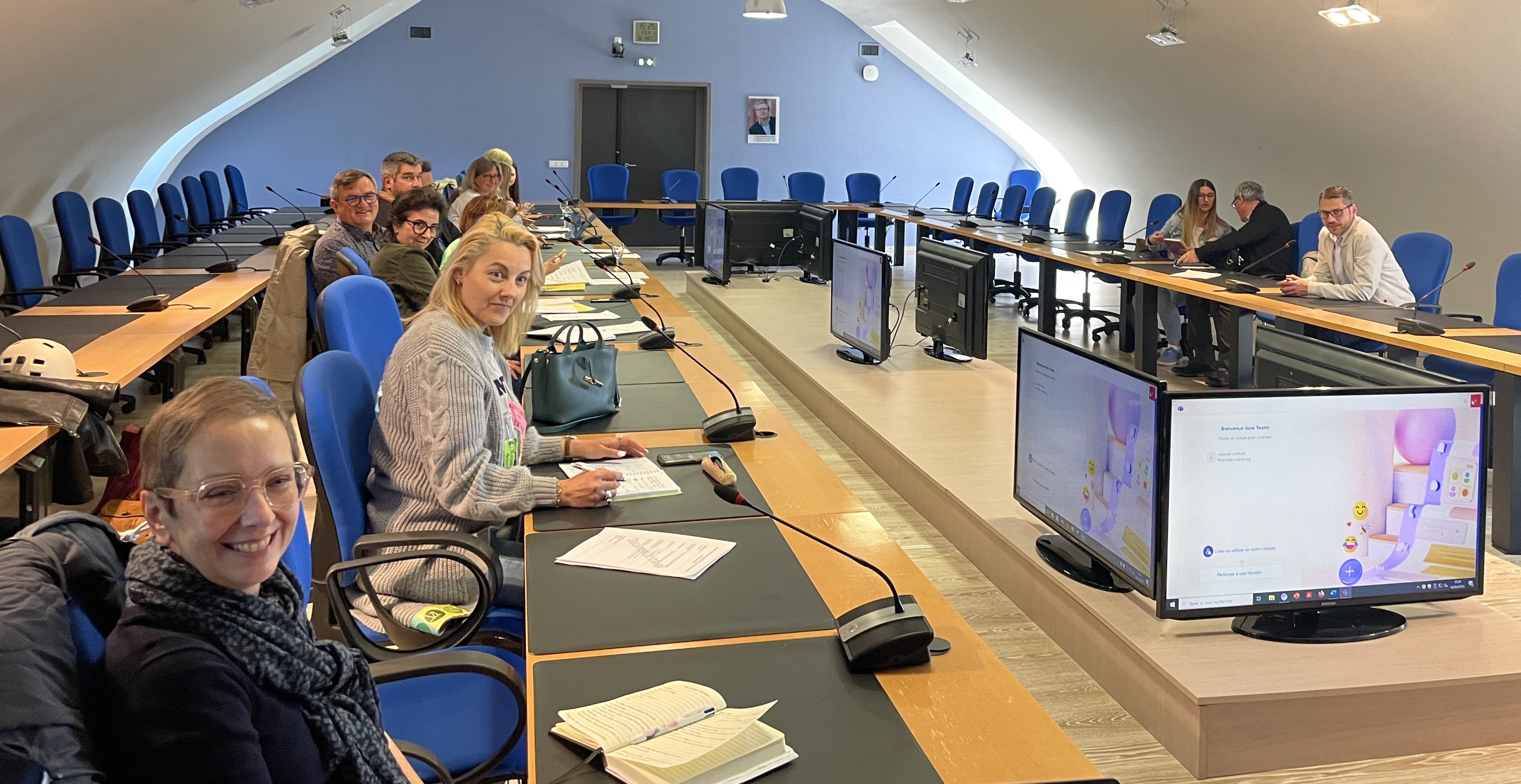 Réunion de présentation de l’appel à manifestation d’intérêt en présence de l’administration pénitentiaire, la communauté urbaine d’Arras et les partenaires associatifs et institutionnels (crédits : Atigip). 